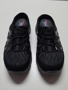 New Womens Skechers Black Slip-On Mesh Clog Sneakers Size  8.5 Medium